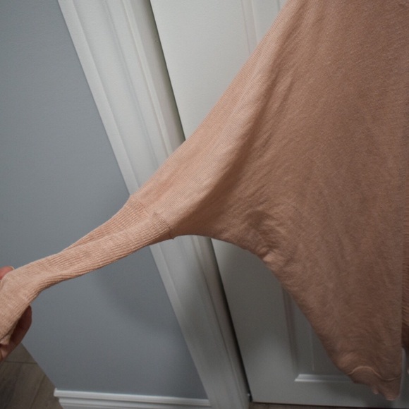 Pink cardigan - Picture 2 of 7